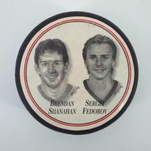 1997 NHL Forwards Burger King Collab Hockey Puck Collector